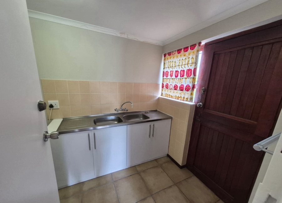 5 Bedroom Property for Sale in Bayview Western Cape